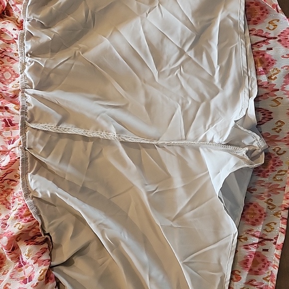 Off Shoulder Dress with Shorts - Picture 5 of 6